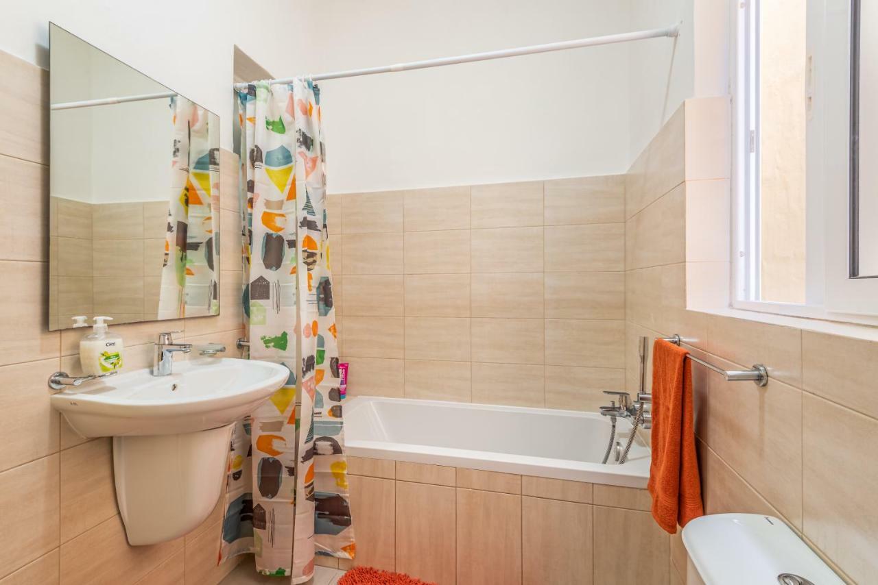 Traditional Maltese Townhouse Hotel สลีมา ภายนอก รูปภาพ